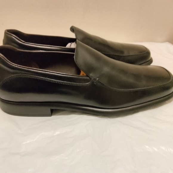 Salvatore Ferragamo "PONCHO" Black Slip-On Calfskin Loafers (Size 12 D - Picture 5 of 15